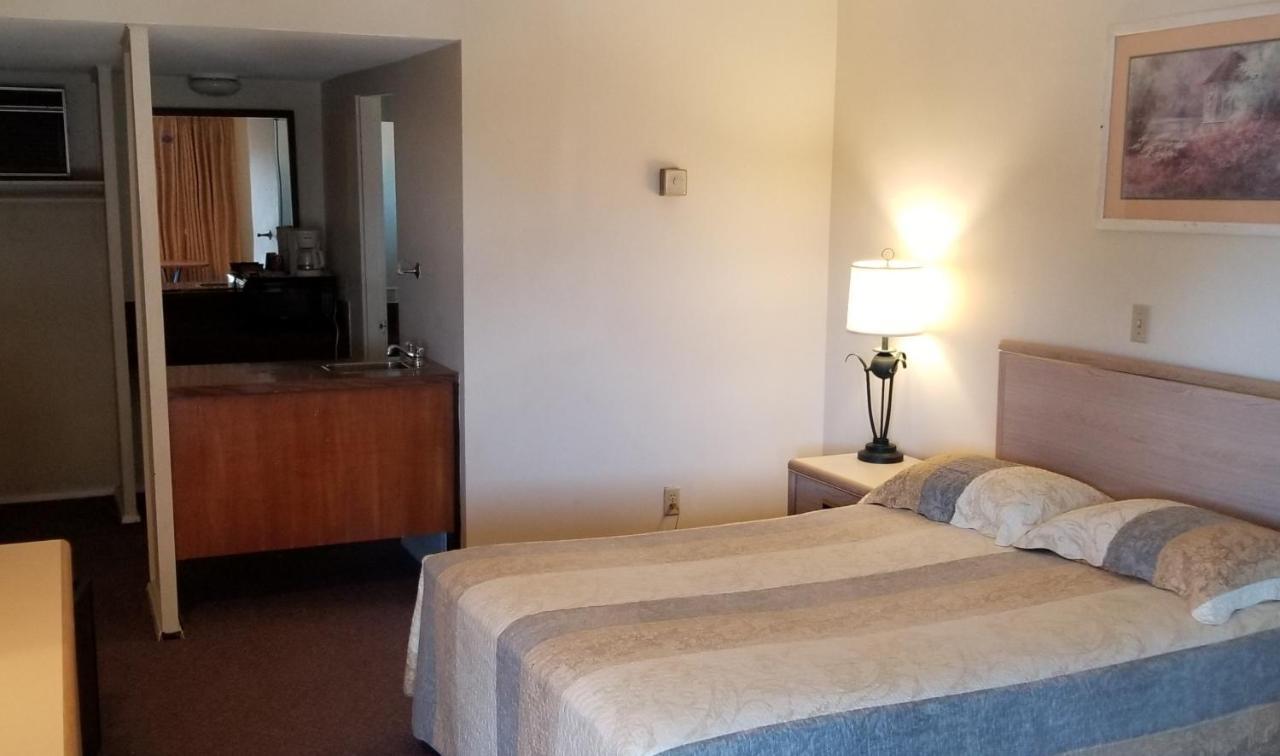 Slumber Lodge Williams Lake Esterno foto