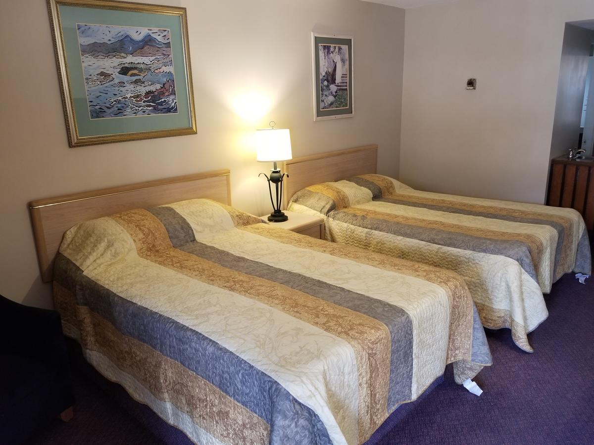 Slumber Lodge Williams Lake Esterno foto